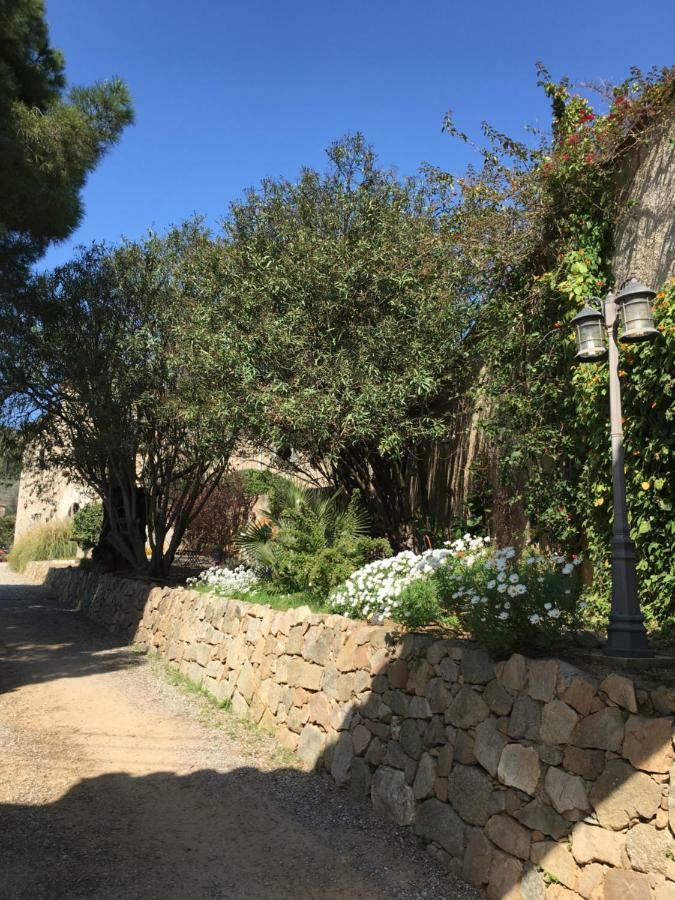 Hotel Masia Can Vive Cabrera de Mar Exteriör bild