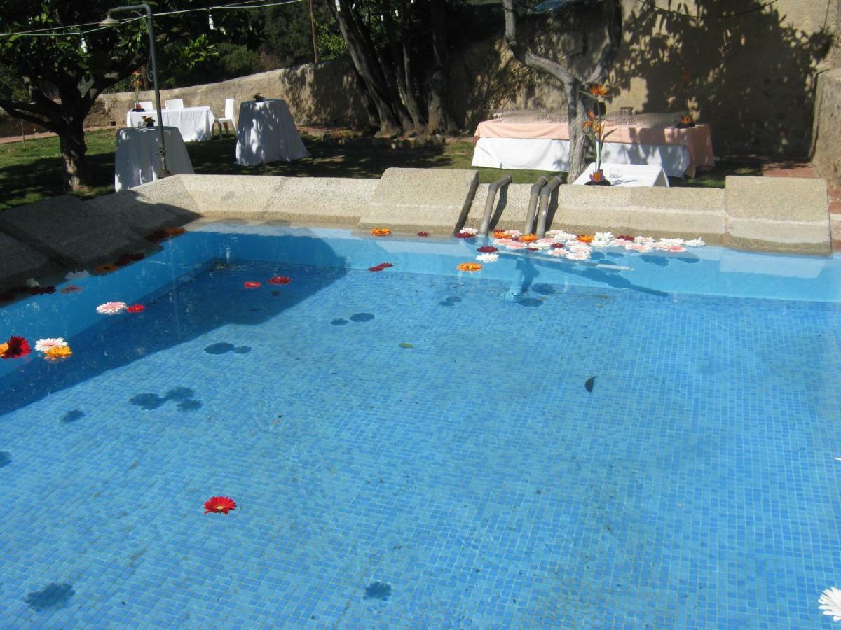Hotel Masia Can Vive Cabrera de Mar Exteriör bild